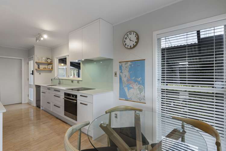 277 Rangatira Road Beach Haven_10