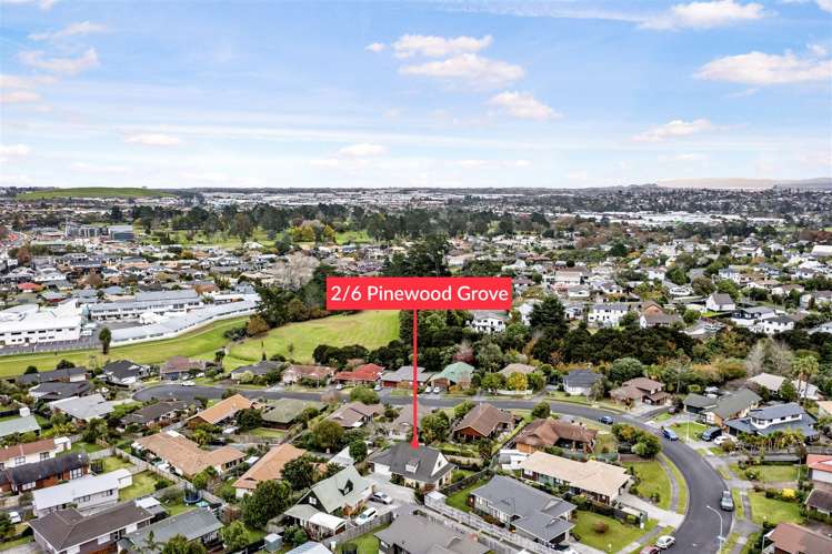 2/6 Pinewood Grove Botany Downs_23