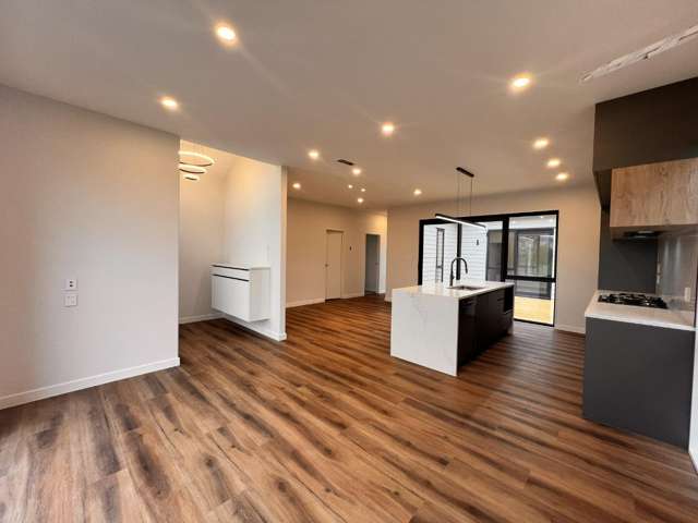 10 Kobe Street 1694_1