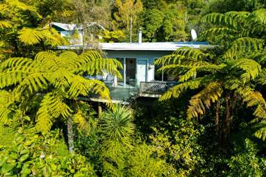 683 Queen Charlotte Drive_1