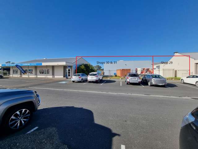 New shop opposite new Woolworth site