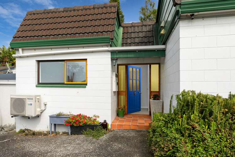 1/64 Carlisle Road Browns Bay_1