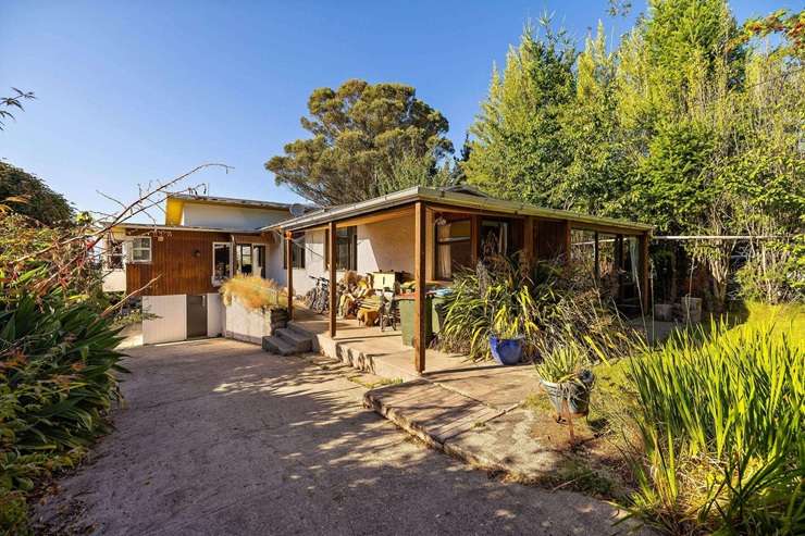 78, 80 and 82 Thompson Street in Queenstown, zoned for high-density residential development, have been in the same family’s hands for decades. Photo / Supplied