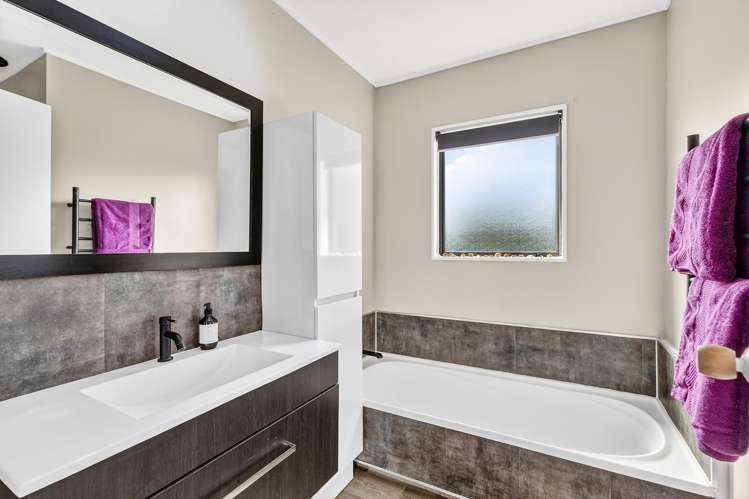 5 Campbell Street Waihou_11