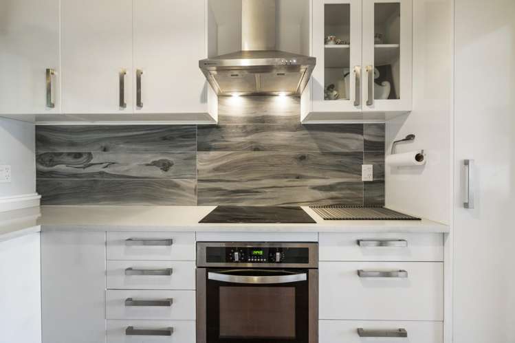 18 Dundale Avenue Blockhouse Bay_13