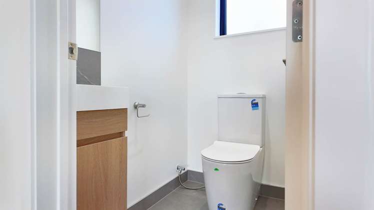 11 Waipani Road Te Atatu Peninsula_16