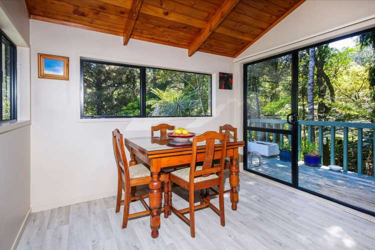 22 Valley Road Titirangi_5