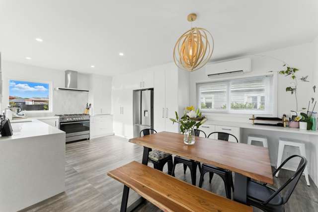 Stylish Sanctuary on Sugden - In Cashmere Zone!