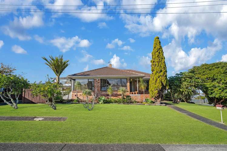 36 Greenmeadows Avenue_3