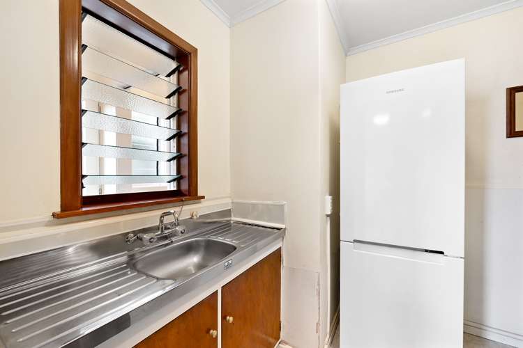 9 Homebush Road Khandallah_16