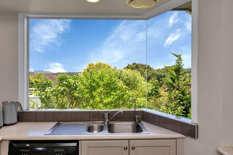 13 Kowhai Park Road Maunu_11