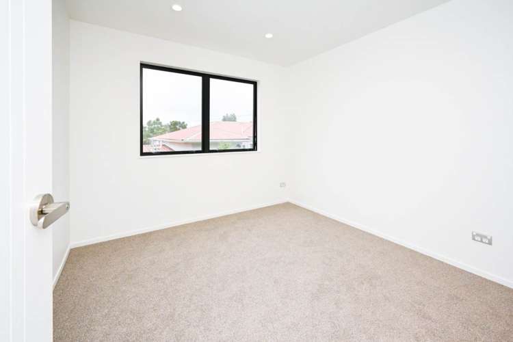 3/31 Reid Road New Lynn_6