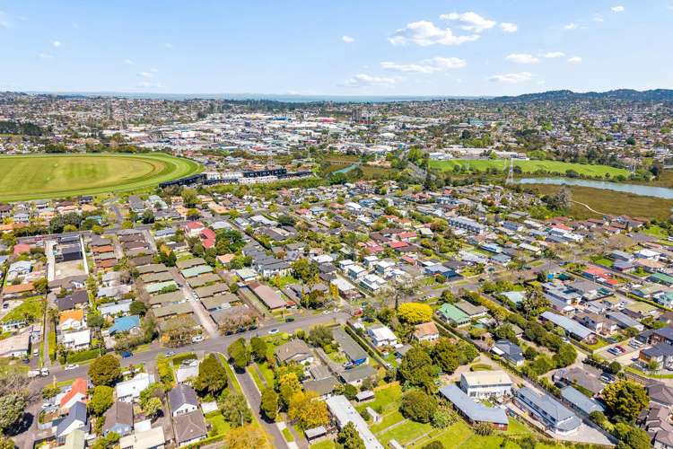 83 Canal Road Avondale_28