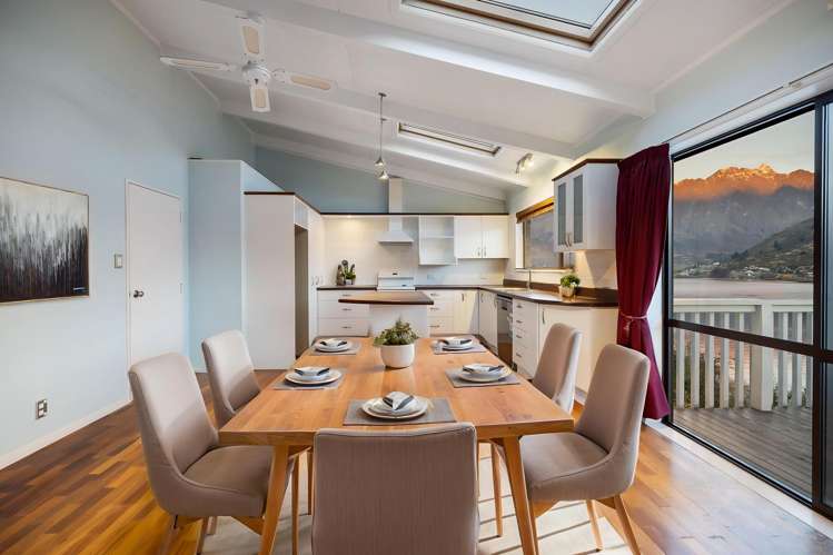 36 Perkins Road Queenstown Hill_41