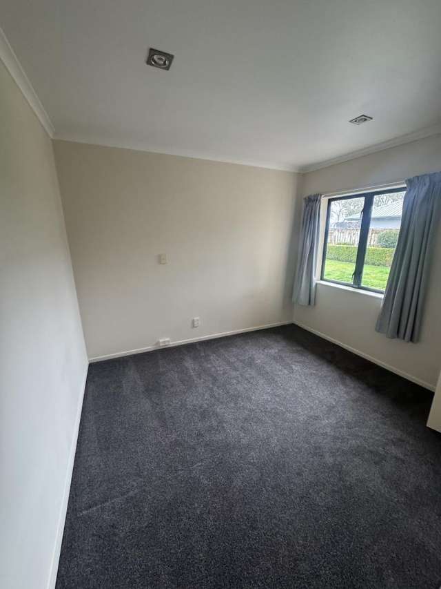 28 Diomede Glade 2743_4