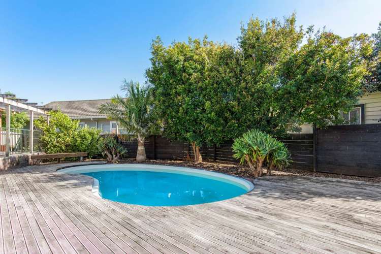 29 Riverview Road Panmure_21