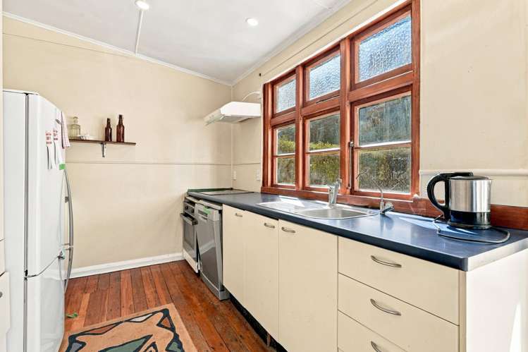 11 Coburn Avenue North East Valley_9