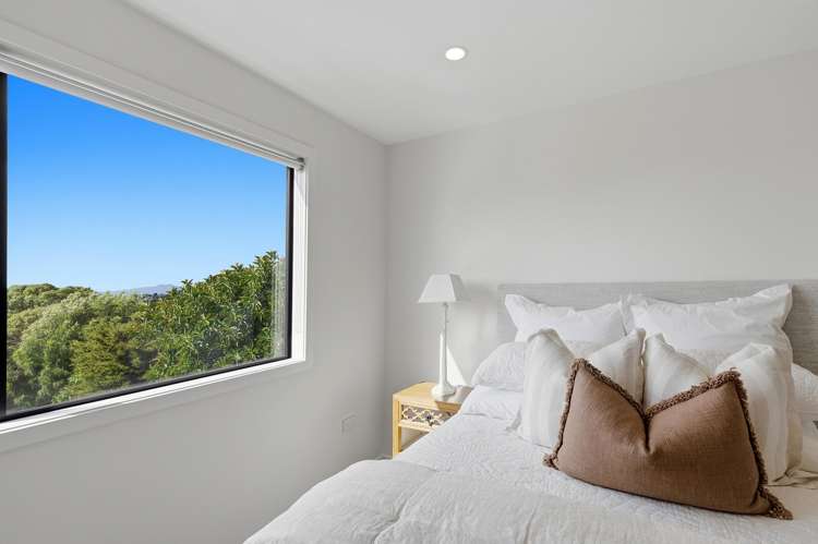 2/19 Trias Road Totara Vale_11