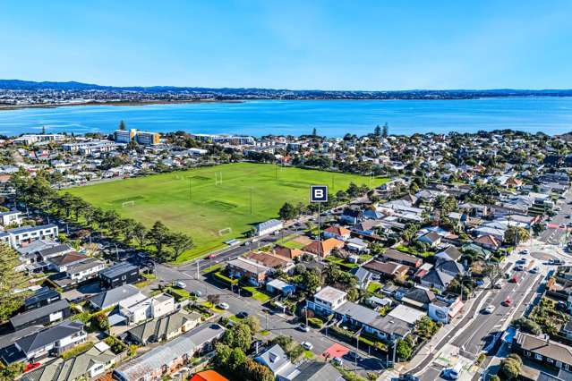 7b Neville Street Point Chevalier_2