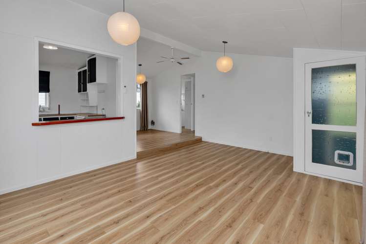 31 Shearwater Street One Tree Point_6