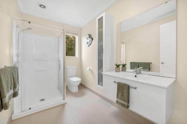 25 Reliance Crescent Beachlands_12