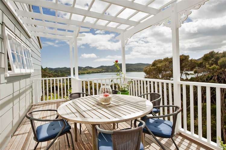 Waiaruhe Way Russell_2