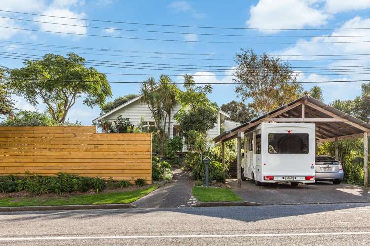 137 Wellington Road Paekakariki_19