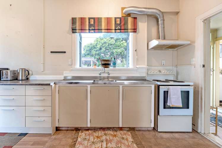 544 Childers Rd Te Hapara_3