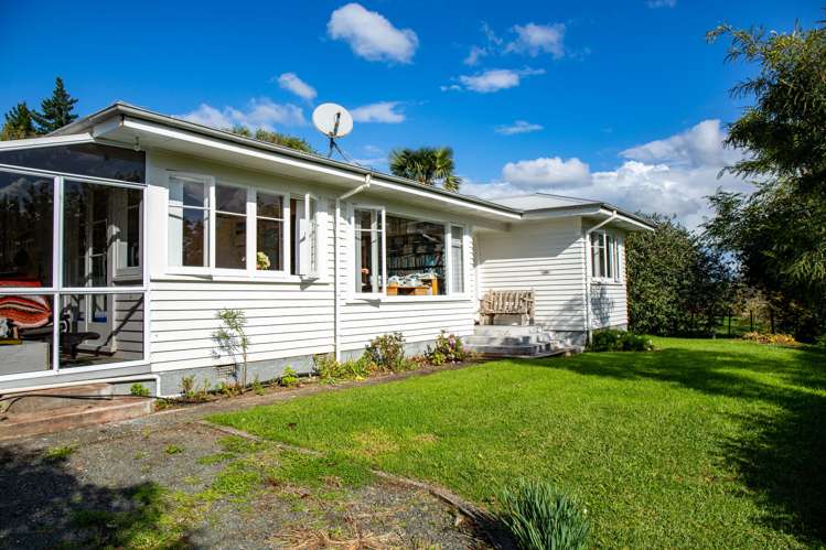 945 Waiotira Road Mangapai and Surrounds_11