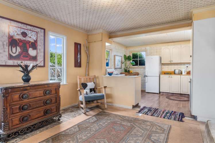 20 Lake Terrace Road_3