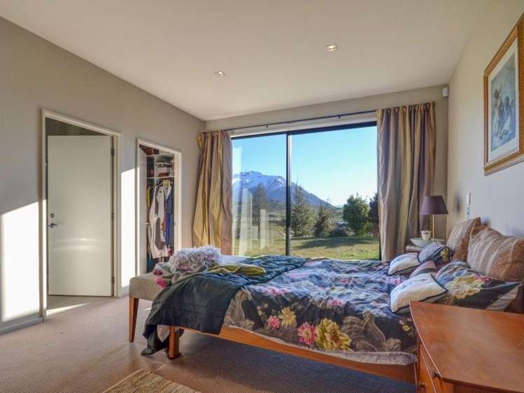 8 Skye Lane Jacks Point_5