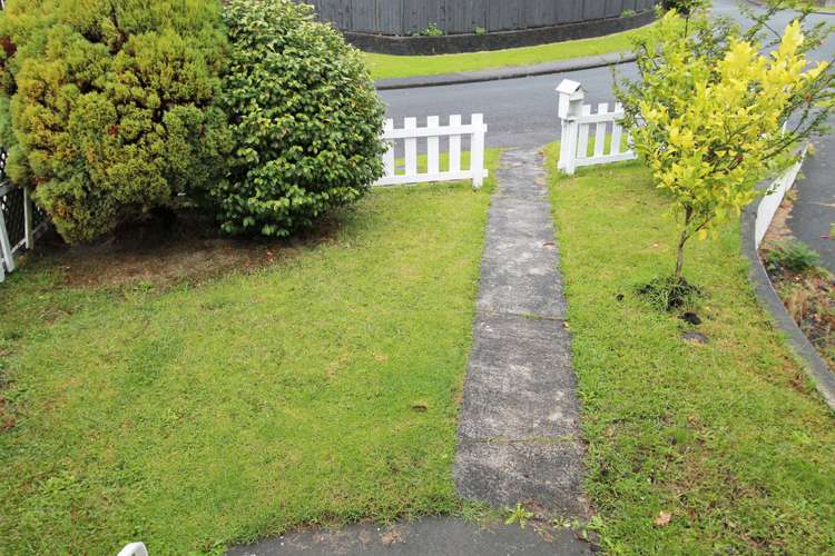 1/24 Dawnhaven Drive Te Atatu Peninsula_13