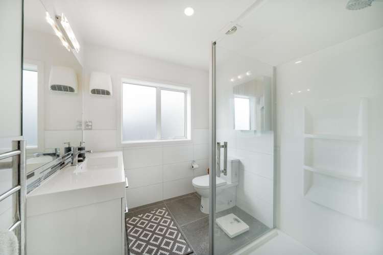 22 Banks Boulevard Whitby_18