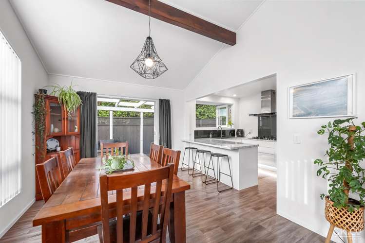 34 Sunshine Crescent Kelson_8