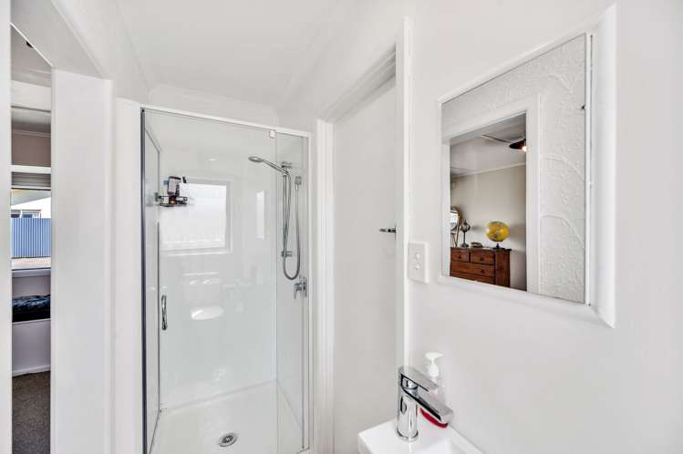 13 Howard Road Taradale_24