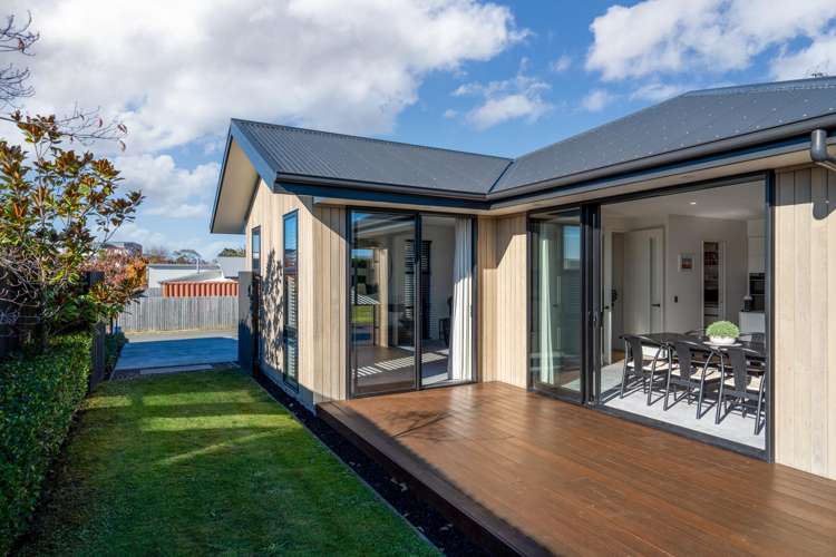 11 Minorca Lane Burwood_41