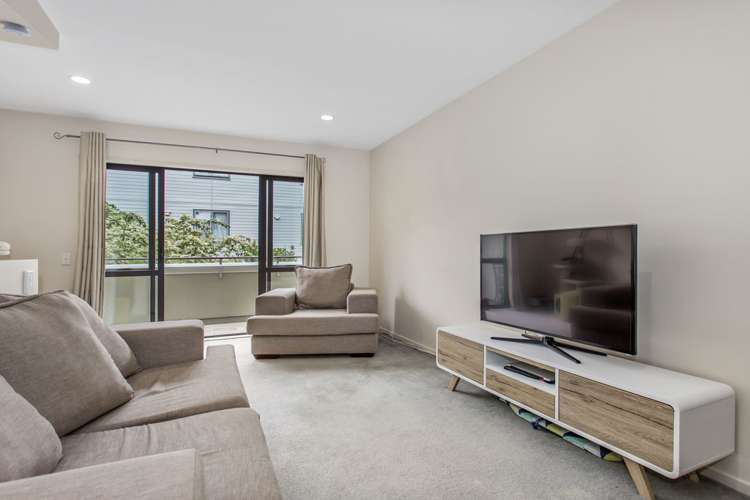 5/27 Rossmay Terrace Mount Eden_5