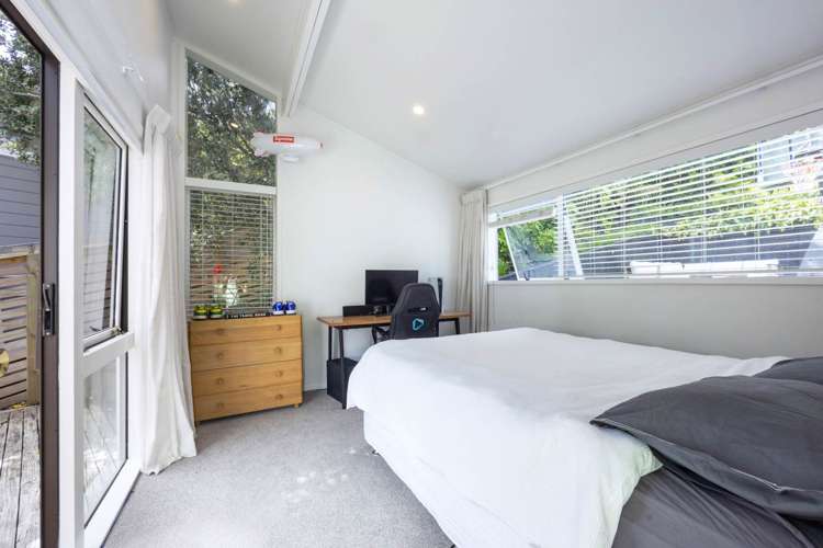 82 Daffodil Street Titirangi_16