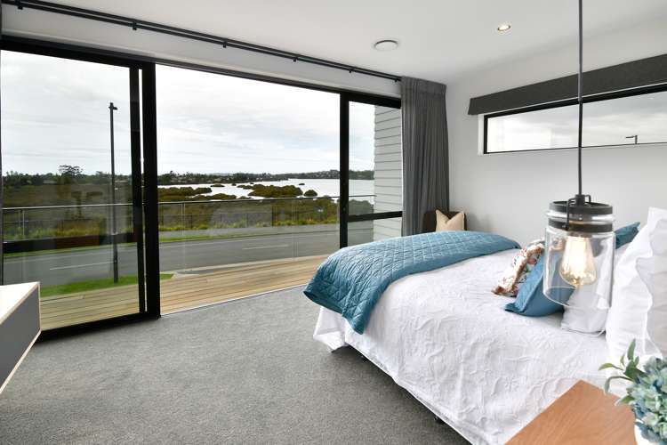 110 Arran Point Parade Orewa_11