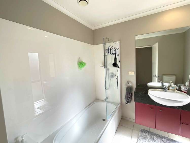 73 Espalier Drive Henderson_13