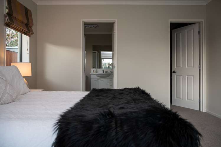 32 Millstream Drive Northwood_12