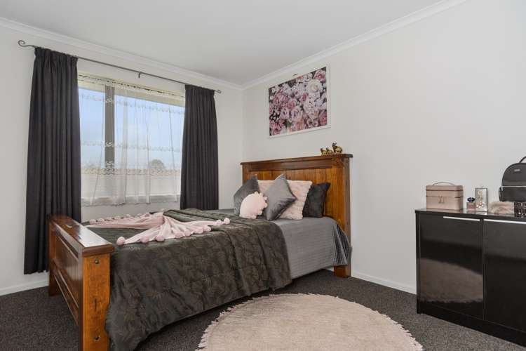 1 Colin Drive Paeroa_14