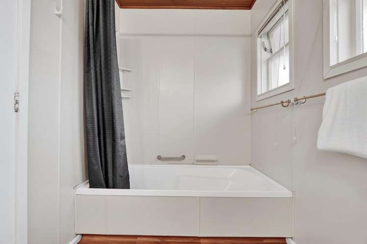 8 Skye Place Burnside_18