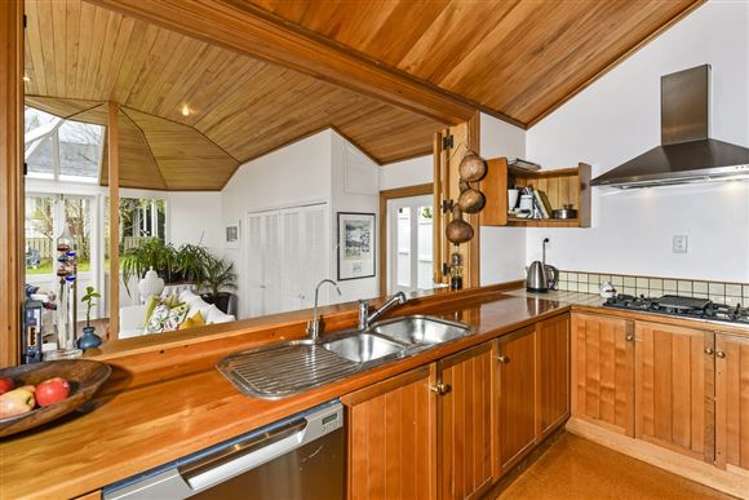 12 Russell Street Stanley Point_7