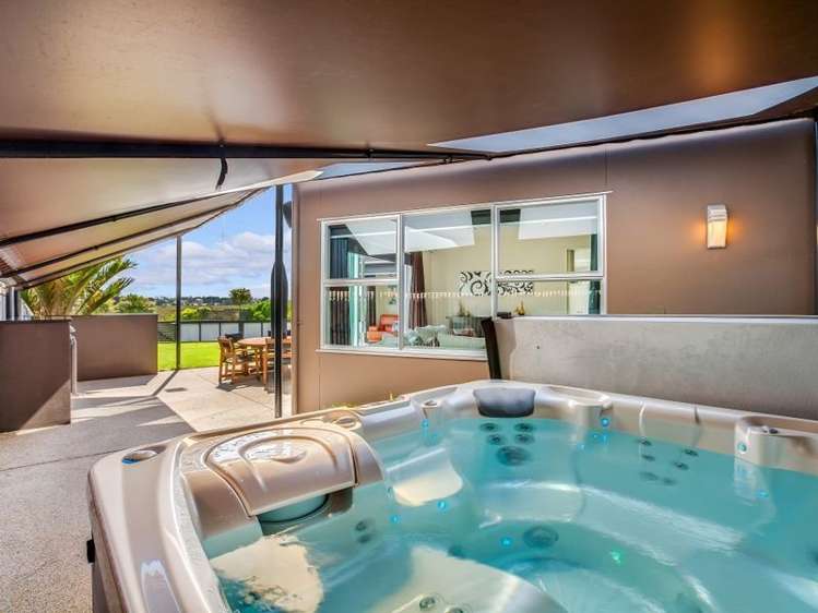 28 Stranraer Crescent Wattle Downs_16