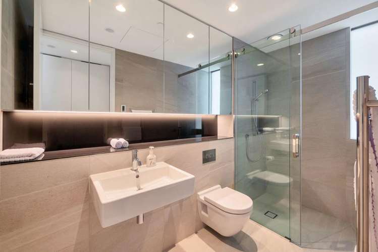 301/134 Halsey Street 500164_13