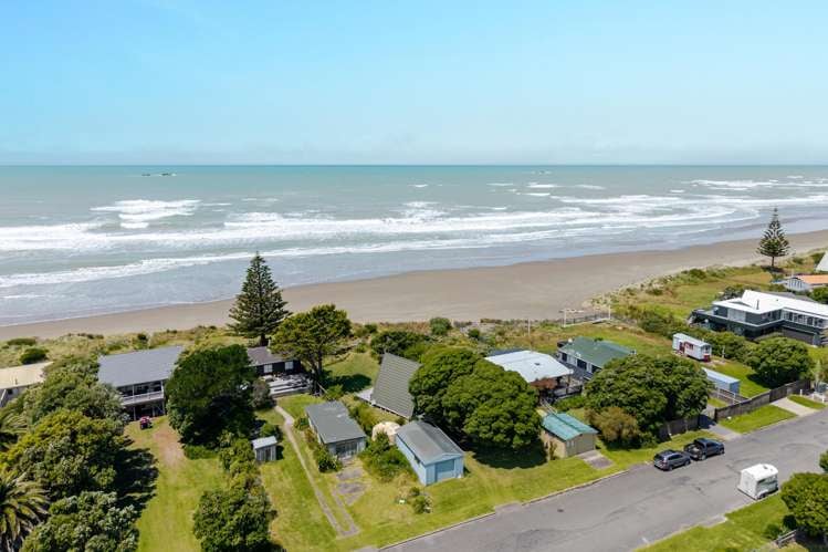 127 Blue Pacific Parade Riversdale Beach_12