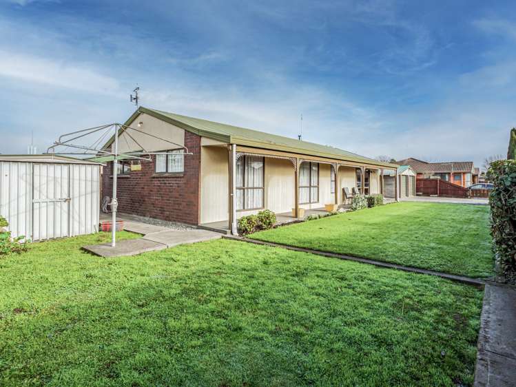 9 Flaxwood Lane Waltham_16