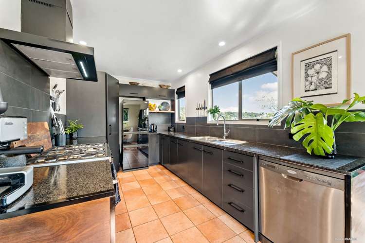 49 Konini Road Titirangi_14