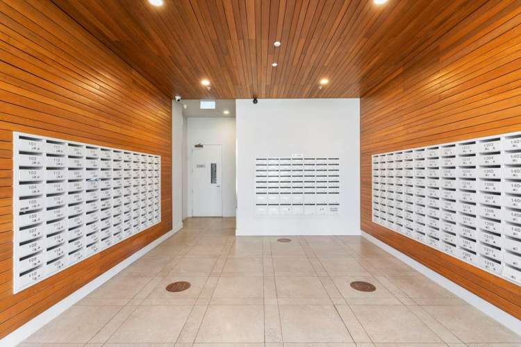 818/145 Nelson Street Auckland Central_13